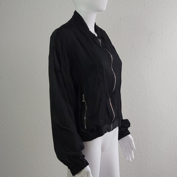 💖 BlankNYC Luxurious Viscose Jacket - Picture 4 of 8